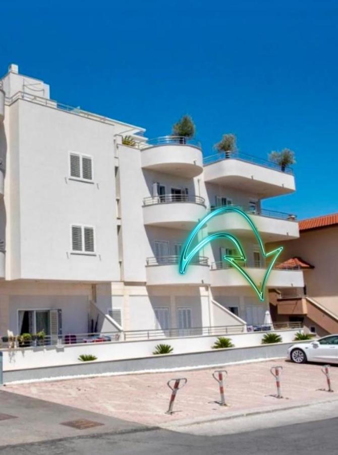Cozy Apartment Split Exterior photo